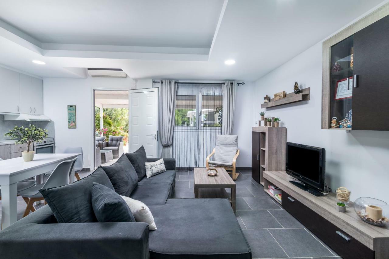 Villa Iceberg Mini คาลามากิ ภายนอก รูปภาพ